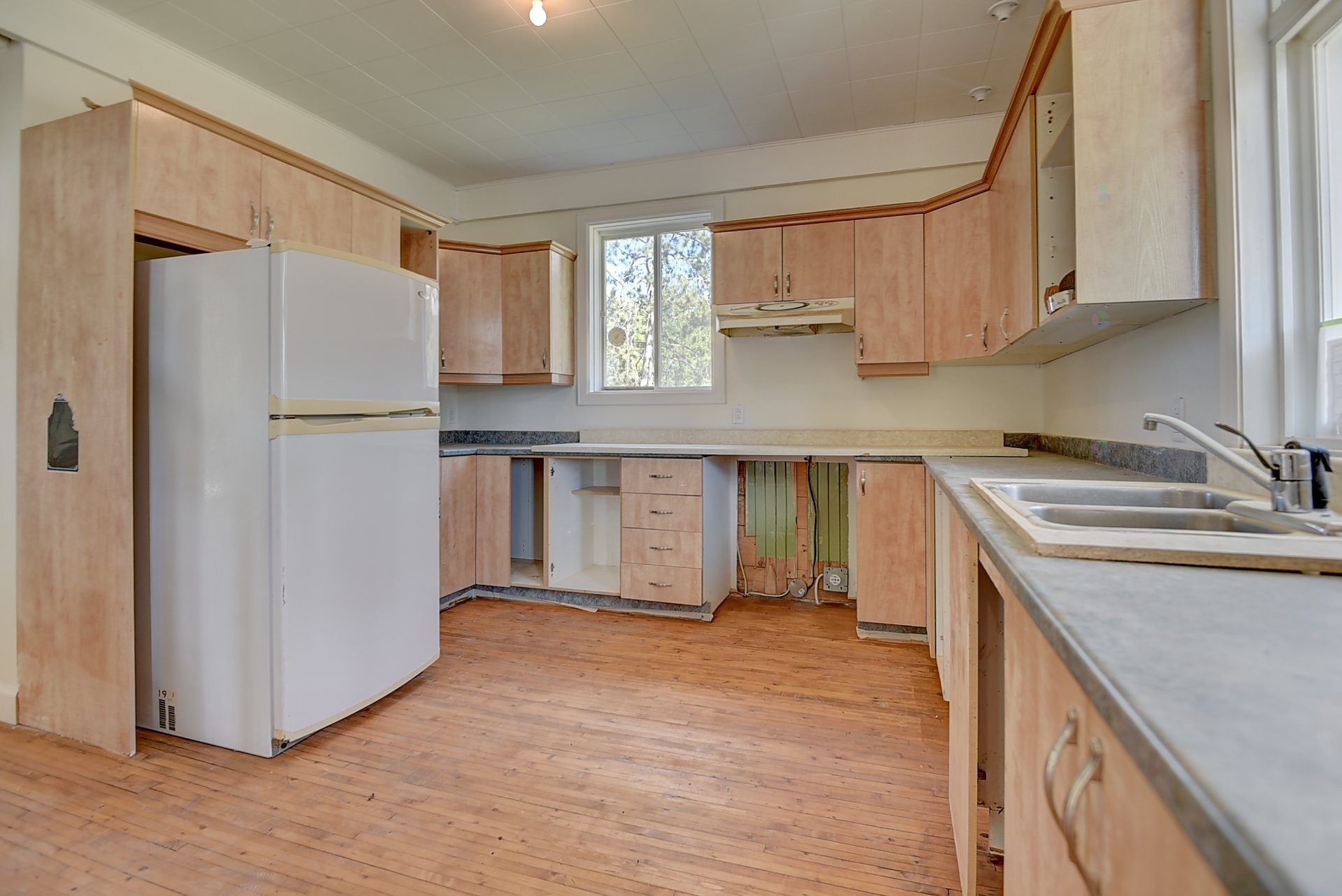 









1030


Route St-Joseph

,
Sainte-Émélie-de-l'Énergie,




QC
J0K2K0

