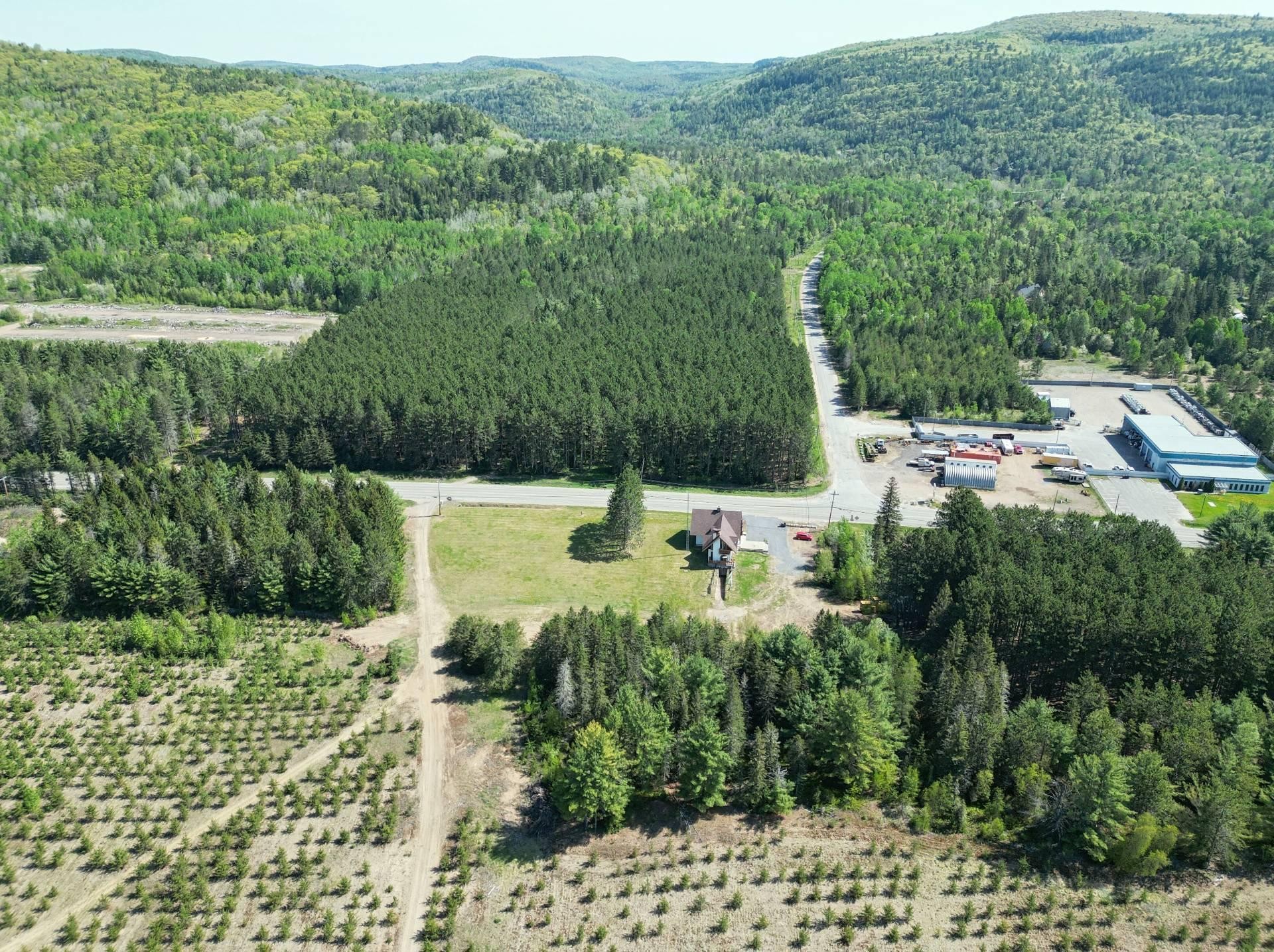 









1030


Route St-Joseph

,
Sainte-Émélie-de-l'Énergie,




QC
J0K2K0

