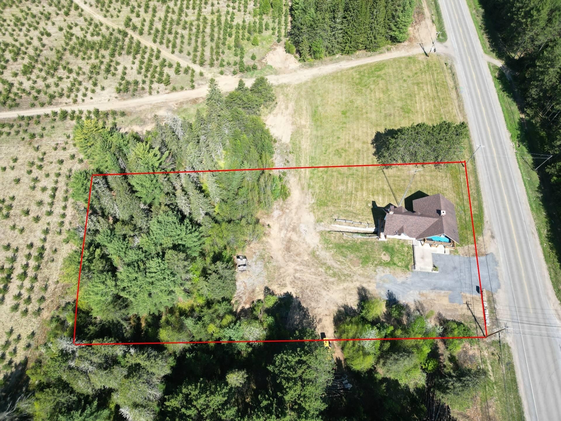 









1030


Route St-Joseph

,
Sainte-Émélie-de-l'Énergie,




QC
J0K2K0

