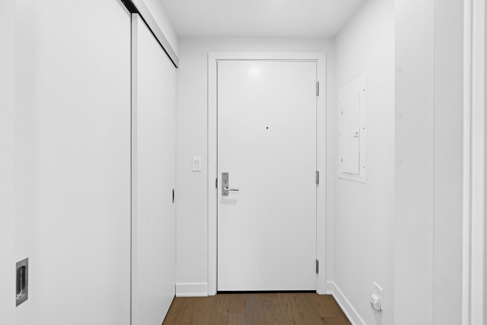 









1188


Rue St-Antoine O.

, 3701,
Montréal (Ville-Marie),




QC
H3C1B4

