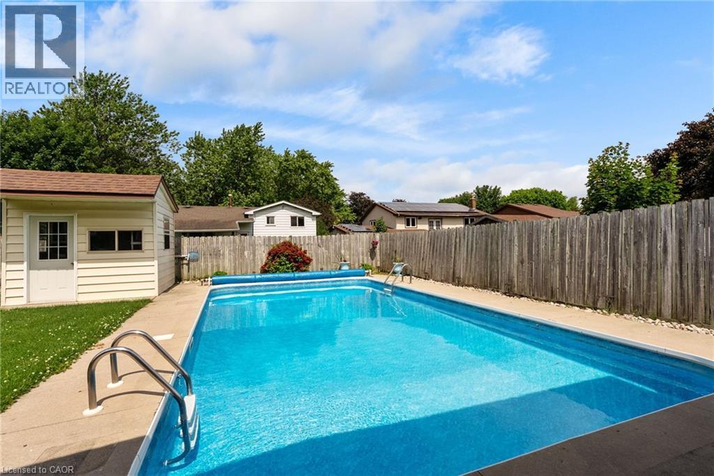 












218 ARRIS Crescent

,
Mitchell,




Ontario
N0K1N0

