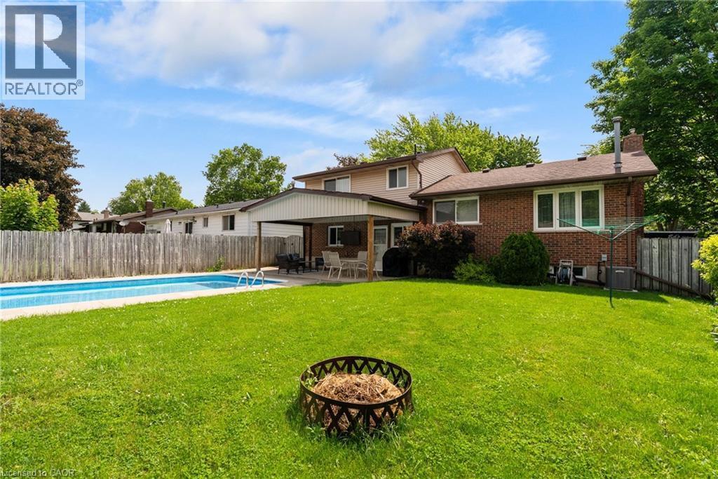 












218 ARRIS Crescent

,
Mitchell,




Ontario
N0K1N0


