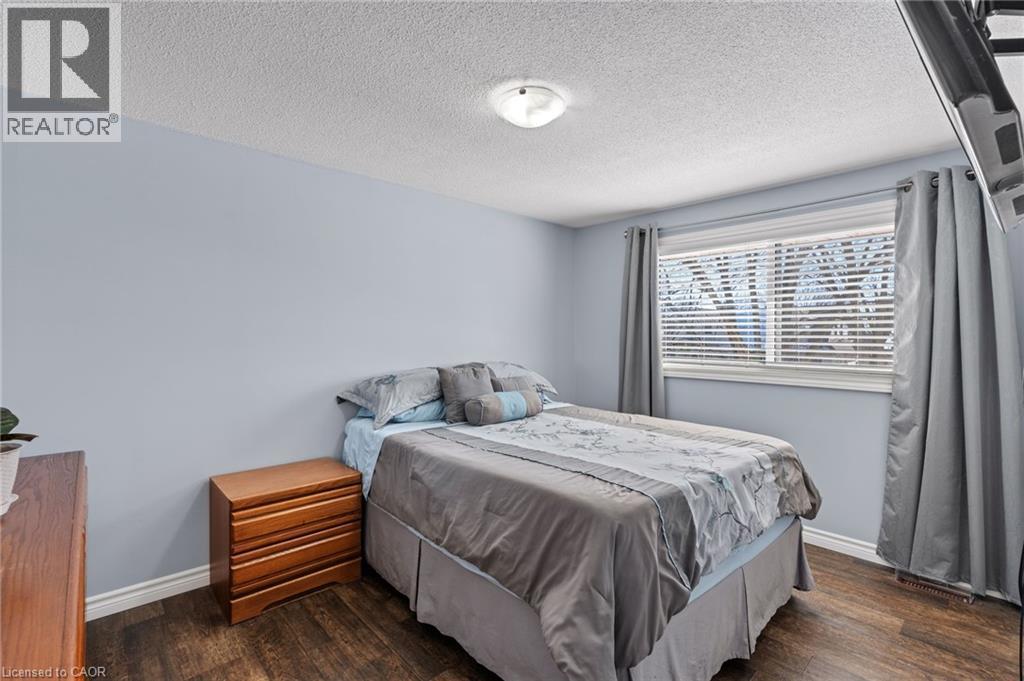 












218 ARRIS Crescent

,
Mitchell,




Ontario
N0K1N0

