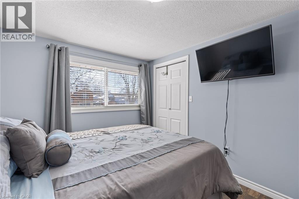 












218 ARRIS Crescent

,
Mitchell,




Ontario
N0K1N0

