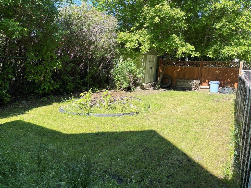 












89 7th Street SE

,
Hamiota,




Manitoba
R0M0T0

