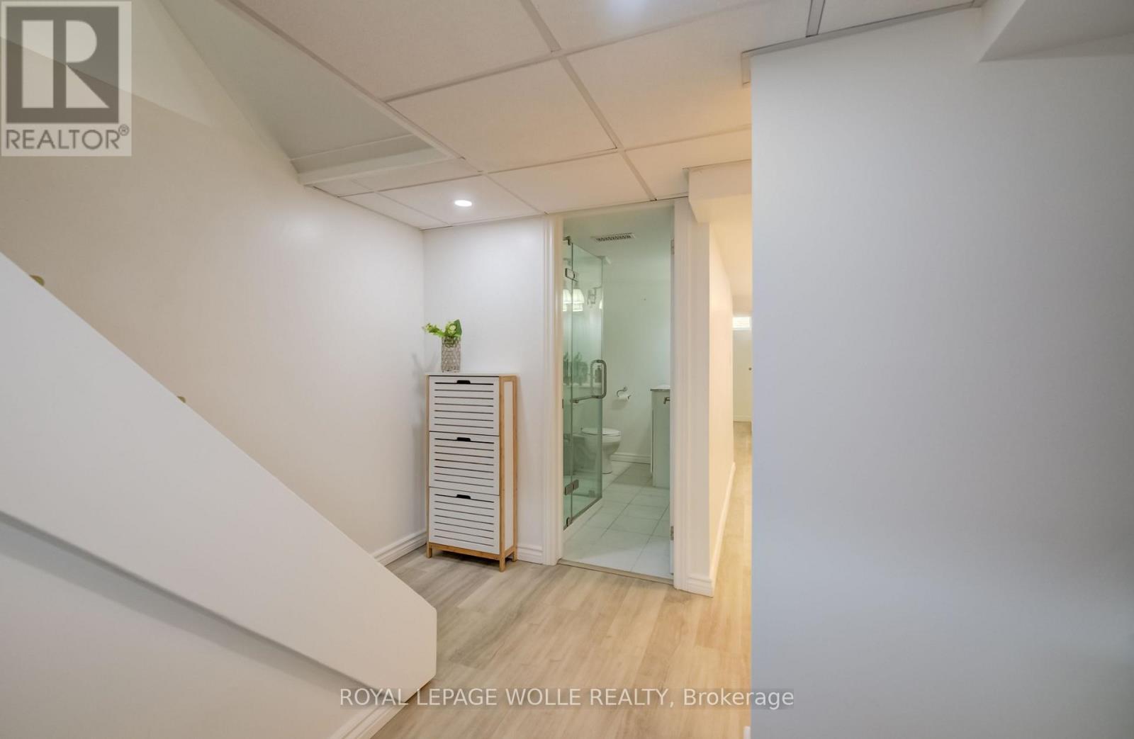 












152 CLARK AVENUE

,
Kitchener,




Ontario
N2C1Y5

