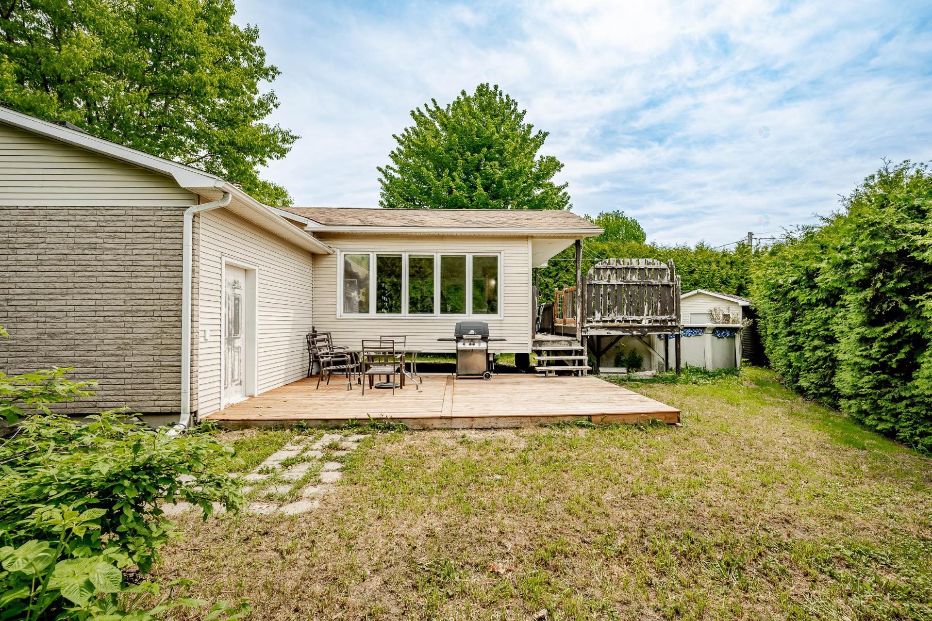 









2862


Rue Boudreau

,
Sherbrooke (Fleurimont),




QC
J1G3M9

