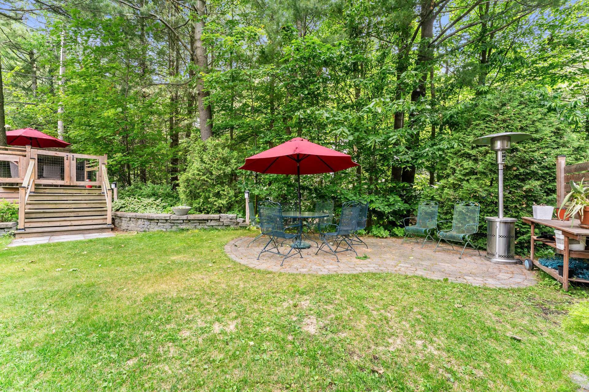 









800


Av. de la Haute-Rive

,
Bois-des-Filion,




QC
J6Z4T8

