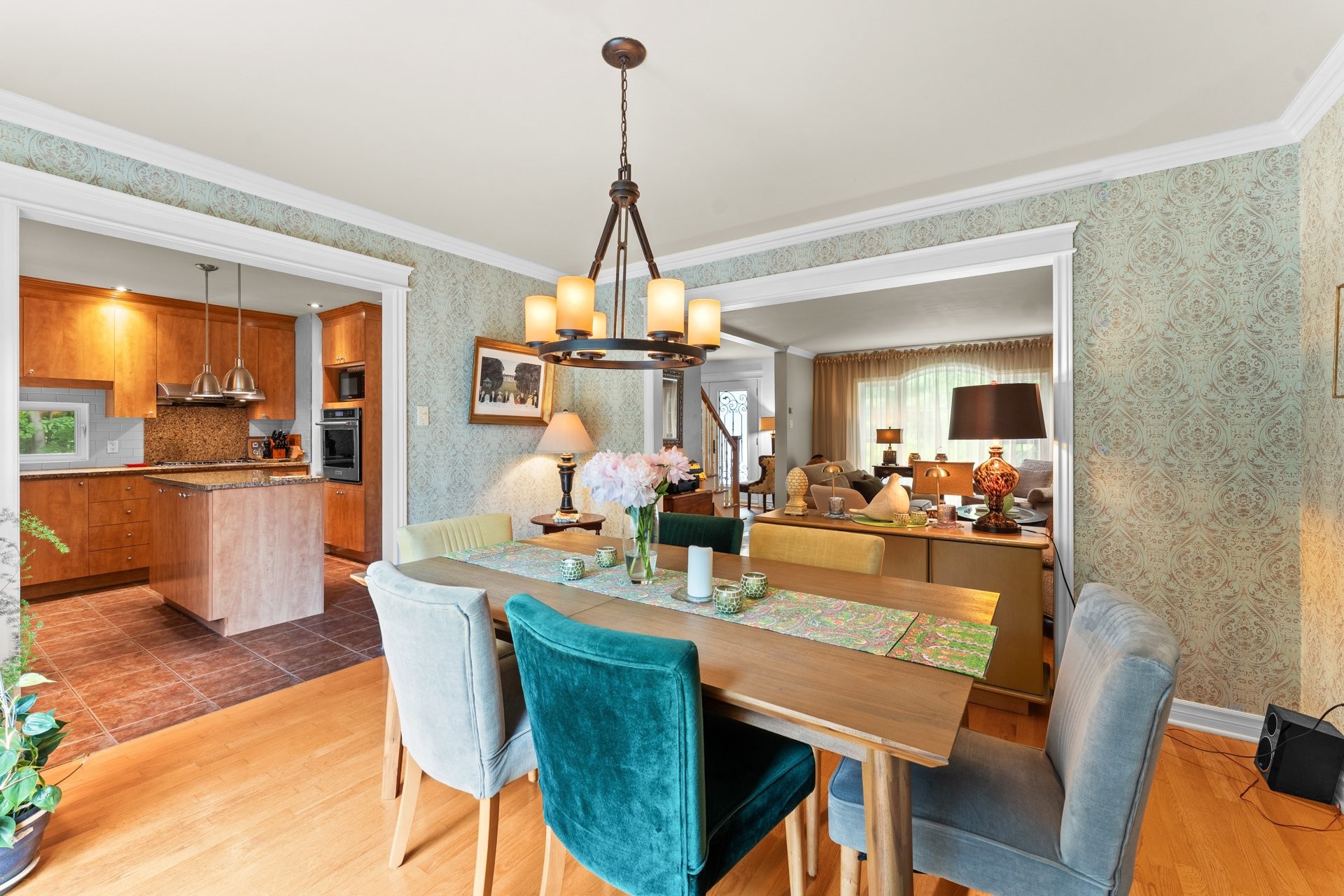 









800


Av. de la Haute-Rive

,
Bois-des-Filion,




QC
J6Z4T8

