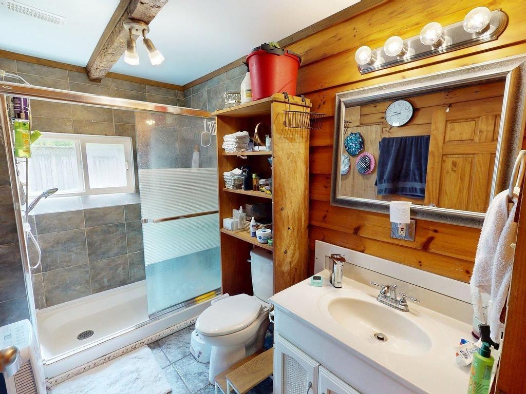 












2554 Highway 7 Highway

,
East Preston,




NS
B2Z 1G6

