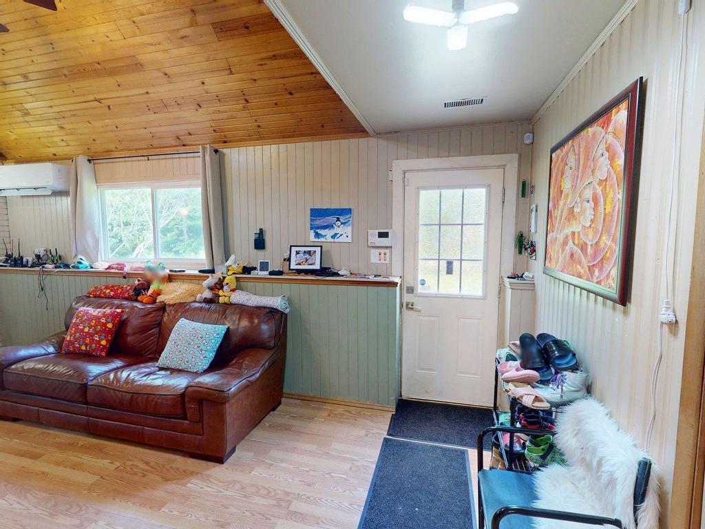 












2554 Highway 7 Highway

,
East Preston,




NS
B2Z 1G6

