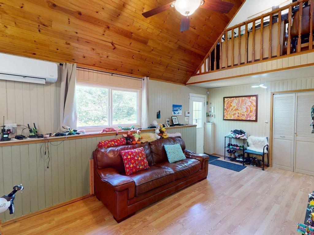 












2554 Highway 7 Highway

,
East Preston,




NS
B2Z 1G6


