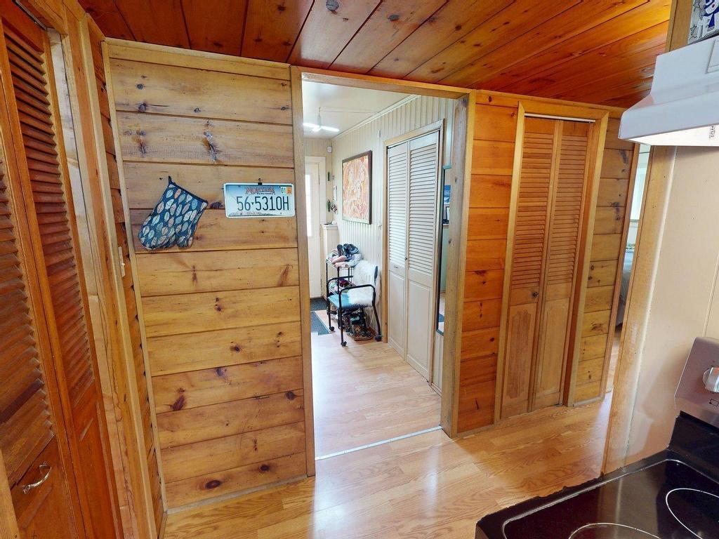 












2554 Highway 7 Highway

,
East Preston,




NS
B2Z 1G6


