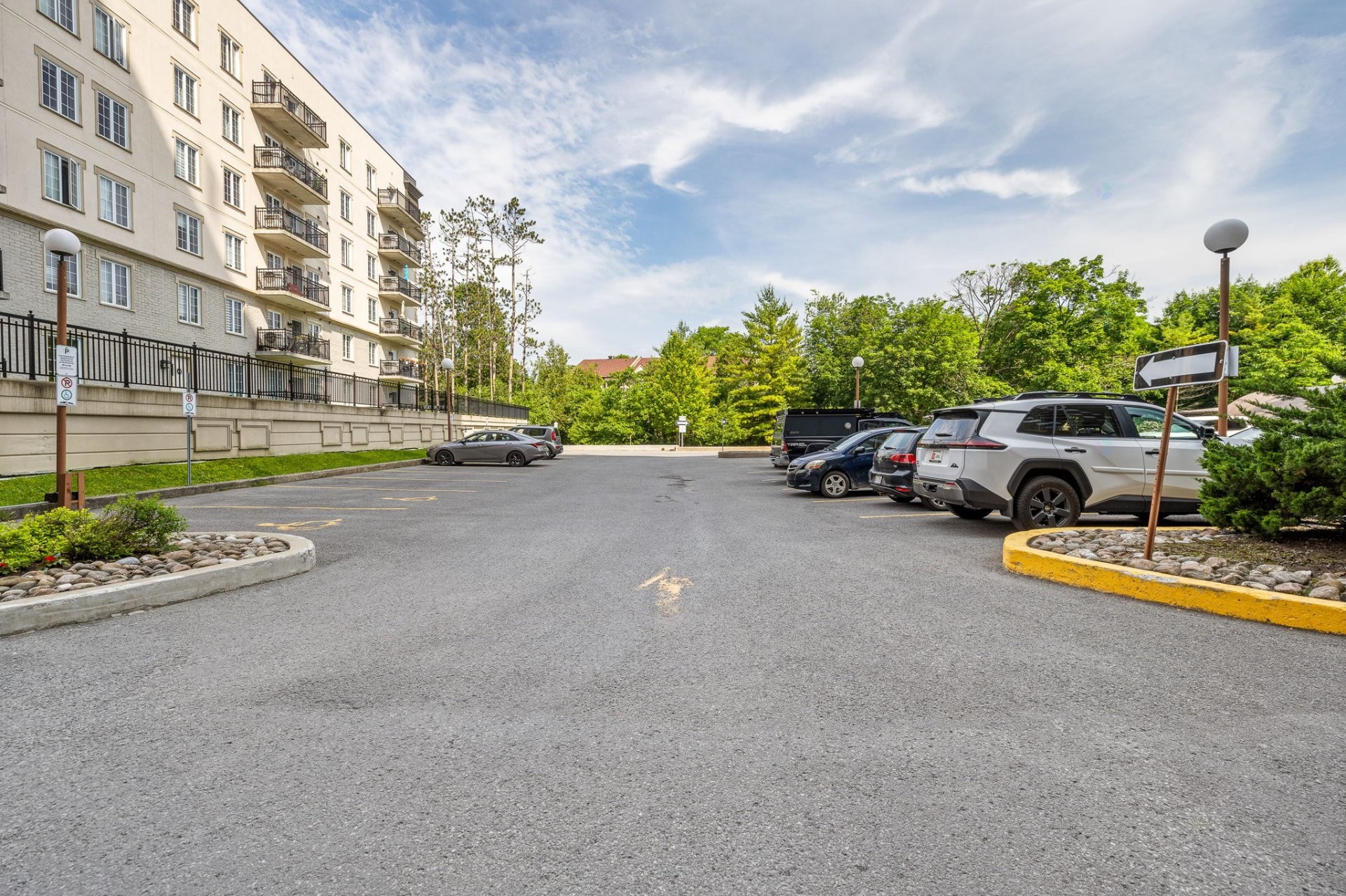 









110


Rue du Château

, 1901,
Gatineau (Hull),




QC
J9A1T4

