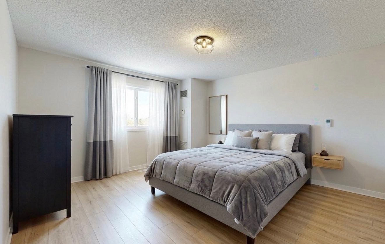 









110


Rue du Château

, 1901,
Gatineau (Hull),




QC
J9A1T4

