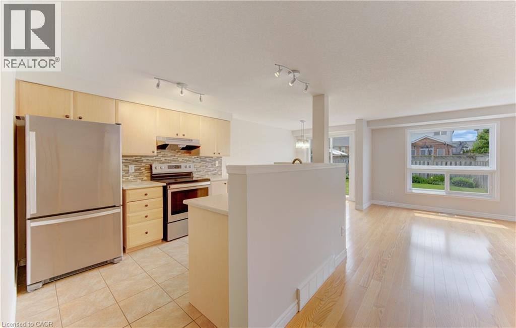












15 COTTON GRASS Street

,
Kitchener,




Ontario
N2E3T7


