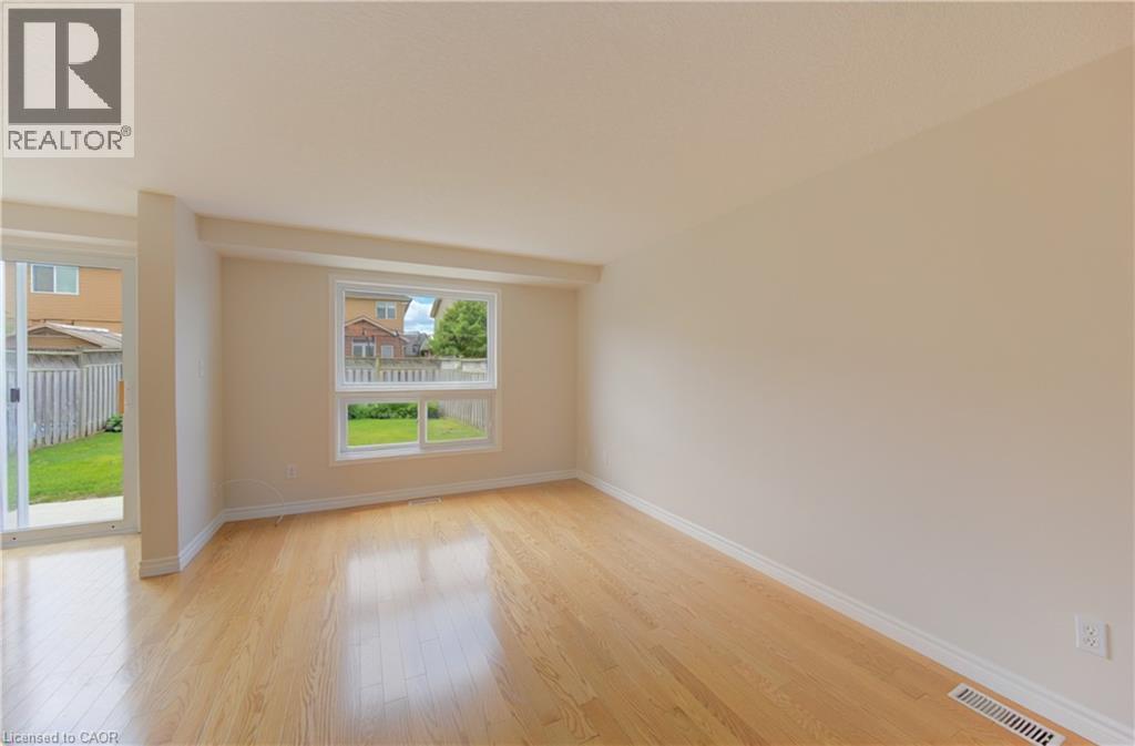 












15 COTTON GRASS Street

,
Kitchener,




Ontario
N2E3T7

