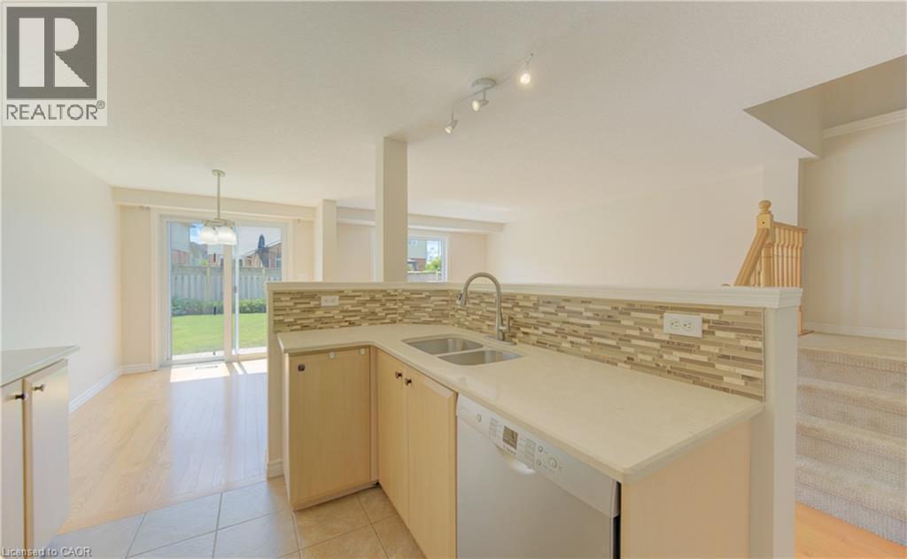 












15 COTTON GRASS Street

,
Kitchener,




Ontario
N2E3T7

