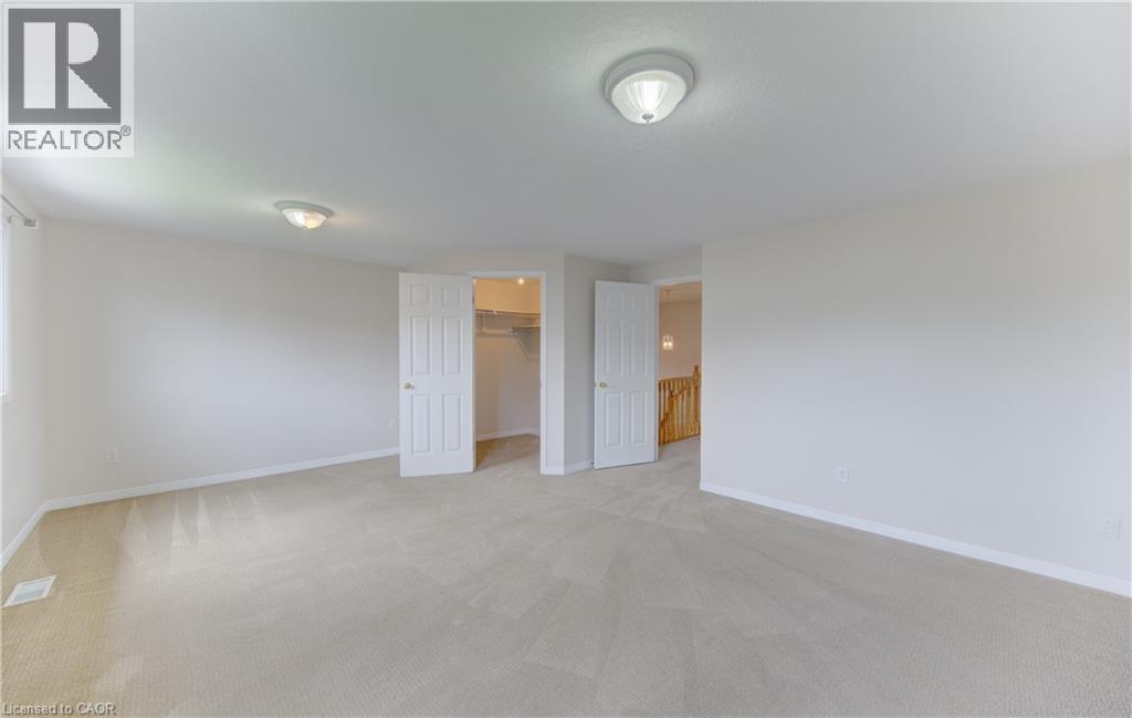












15 COTTON GRASS Street

,
Kitchener,




Ontario
N2E3T7

