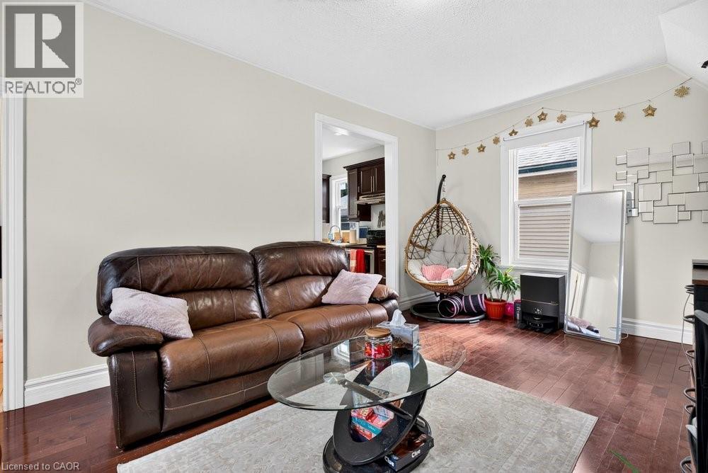 












221 GRAND RIVER Avenue

,
Brantford,




Ontario
N3T4Y3

