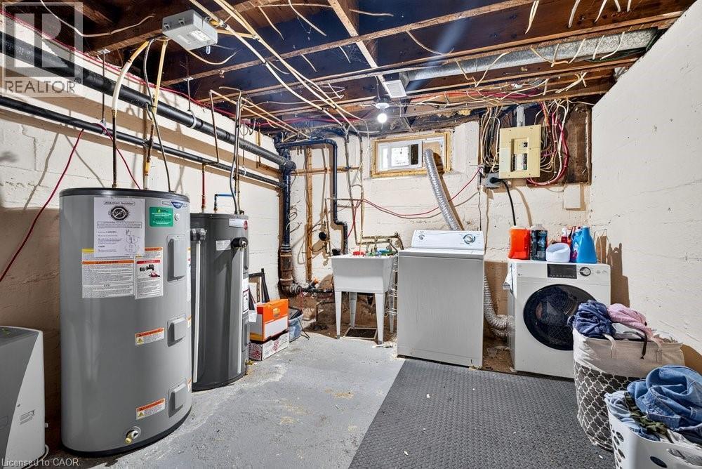 












221 GRAND RIVER Avenue

,
Brantford,




Ontario
N3T4Y3

