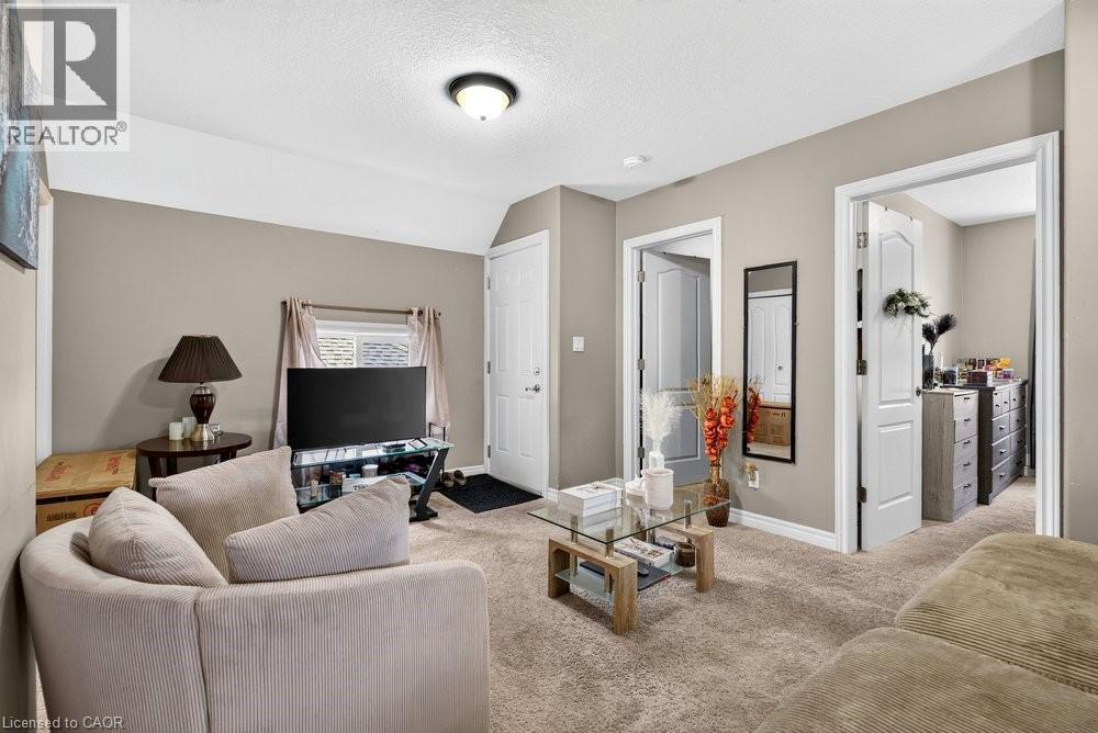 












221 GRAND RIVER Avenue

,
Brantford,




Ontario
N3T4Y3


