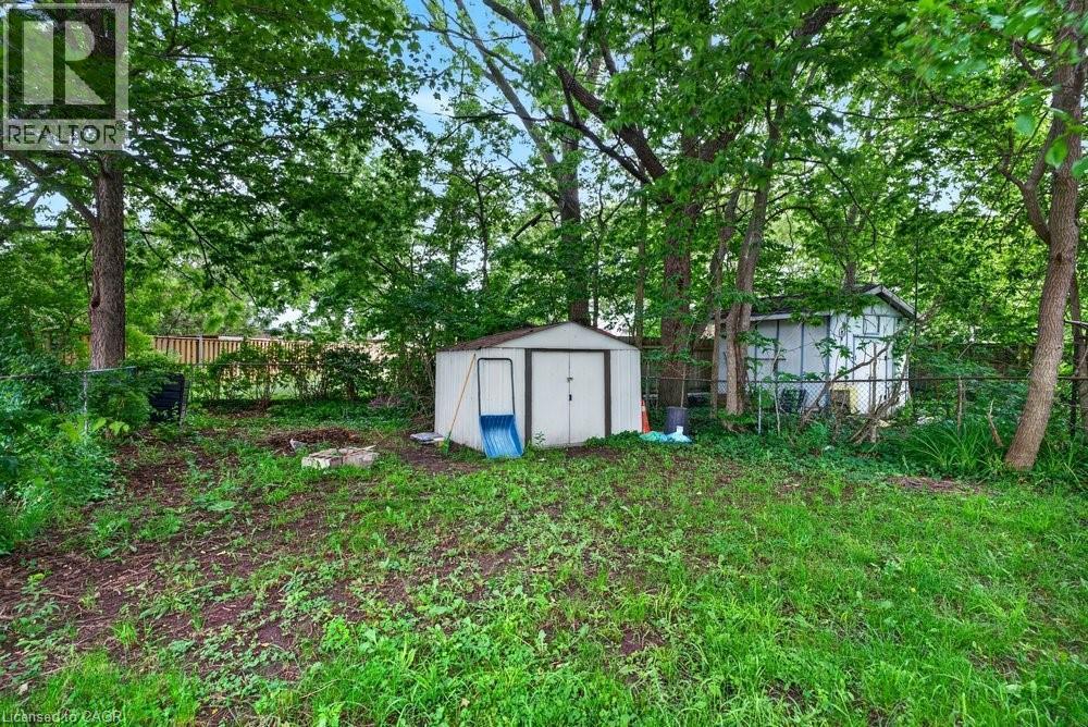 












221 GRAND RIVER Avenue

,
Brantford,




Ontario
N3T4Y3

