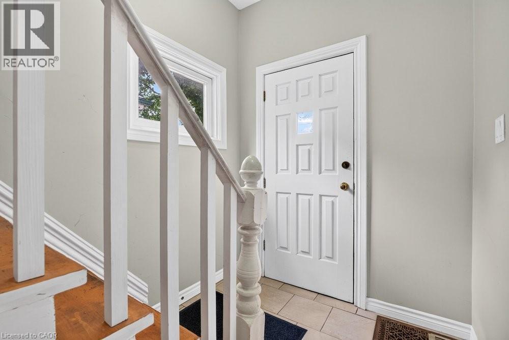 












221 GRAND RIVER Avenue

,
Brantford,




Ontario
N3T4Y3

