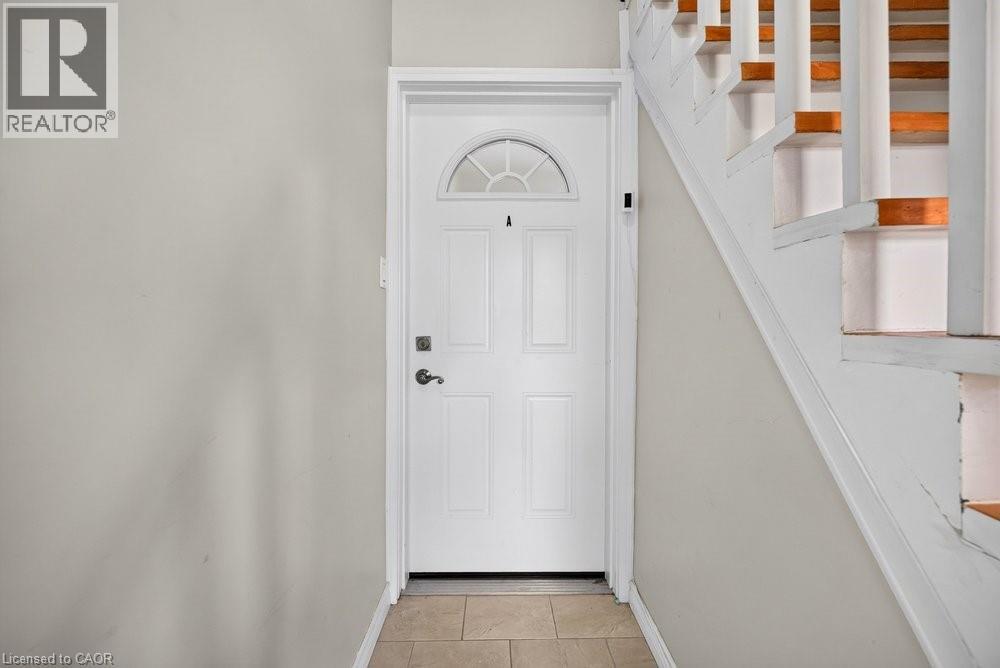 












221 GRAND RIVER Avenue

,
Brantford,




Ontario
N3T4Y3

