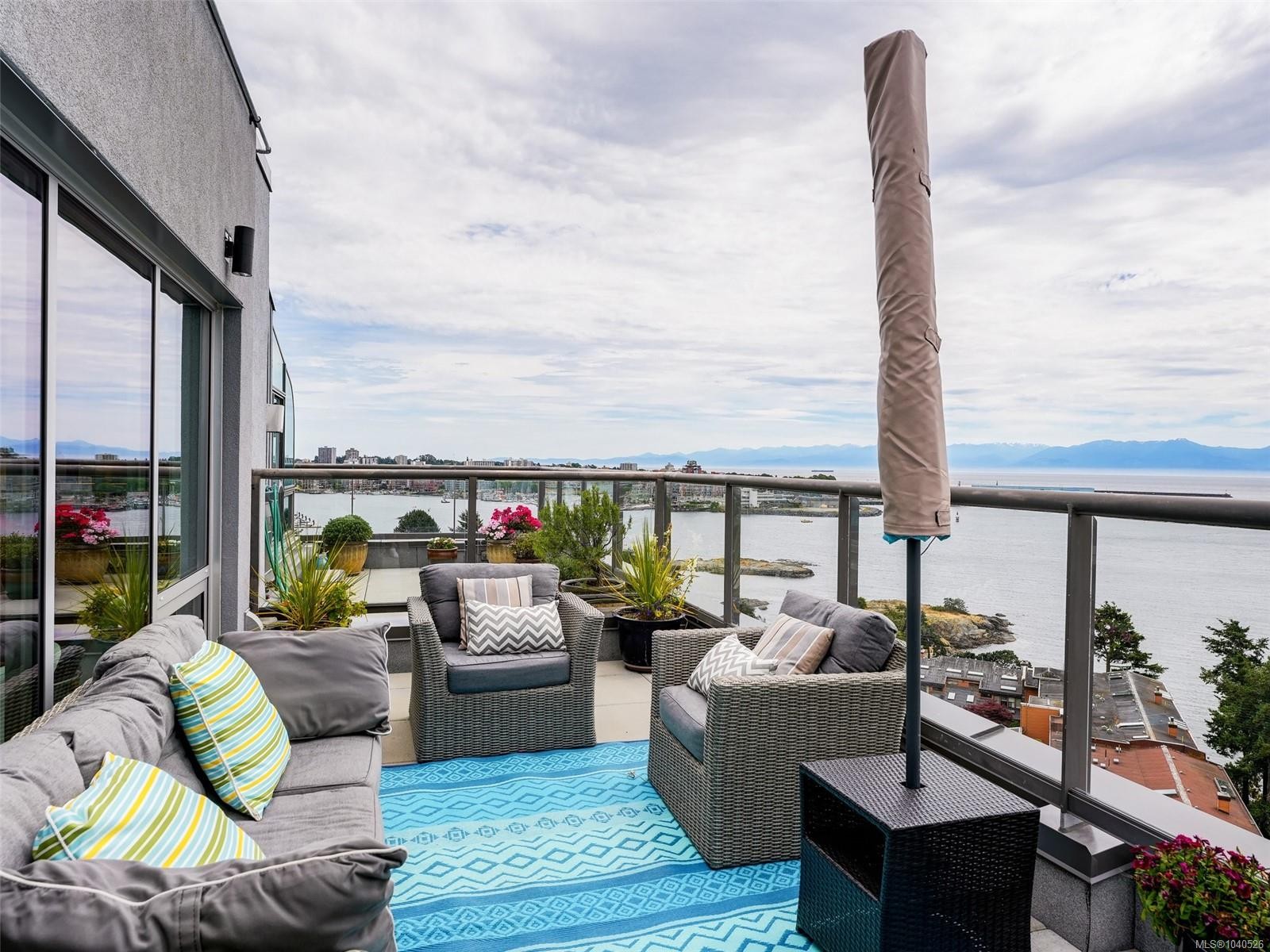 









325


Maitland

St, #PH1,
Victoria,




BC
V9A 7E9

