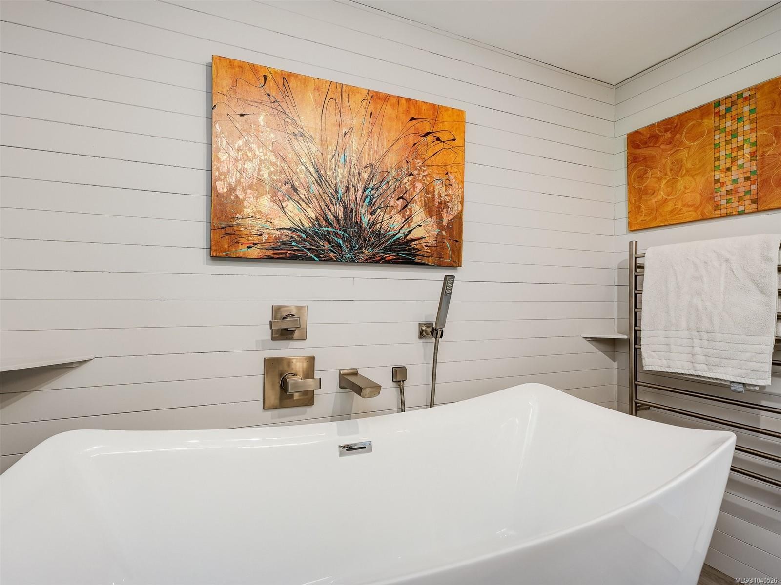 









325


Maitland

St, #PH1,
Victoria,




BC
V9A 7E9

