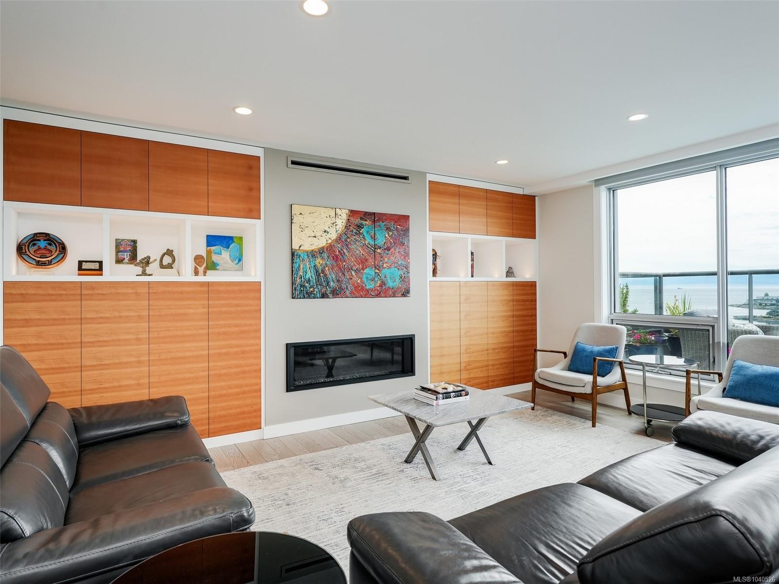 









325


Maitland

St, #PH1,
Victoria,




BC
V9A 7E9

