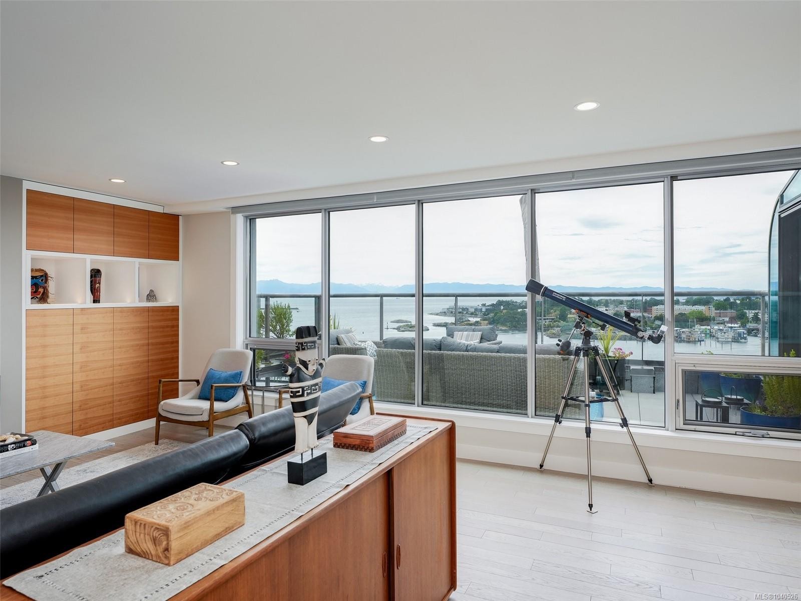 









325


Maitland

St, #PH1,
Victoria,




BC
V9A 7E9

