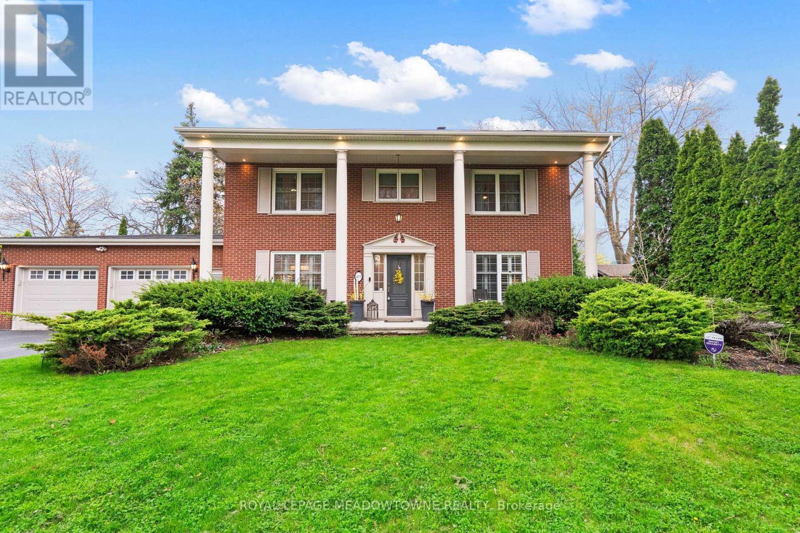 












415 HIGHSIDE DRIVE

,
Milton,




Ontario
L9T1W9

