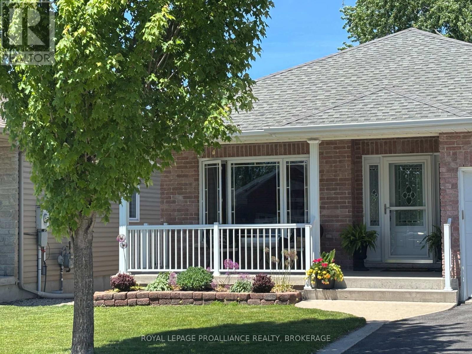 












1094 CROSSFIELD AVENUE

,
Kingston (City Northwest),




Ontario
K7P0G7

