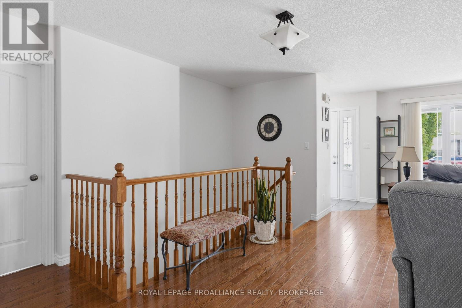 












1094 CROSSFIELD AVENUE

,
Kingston (City Northwest),




Ontario
K7P0G7

