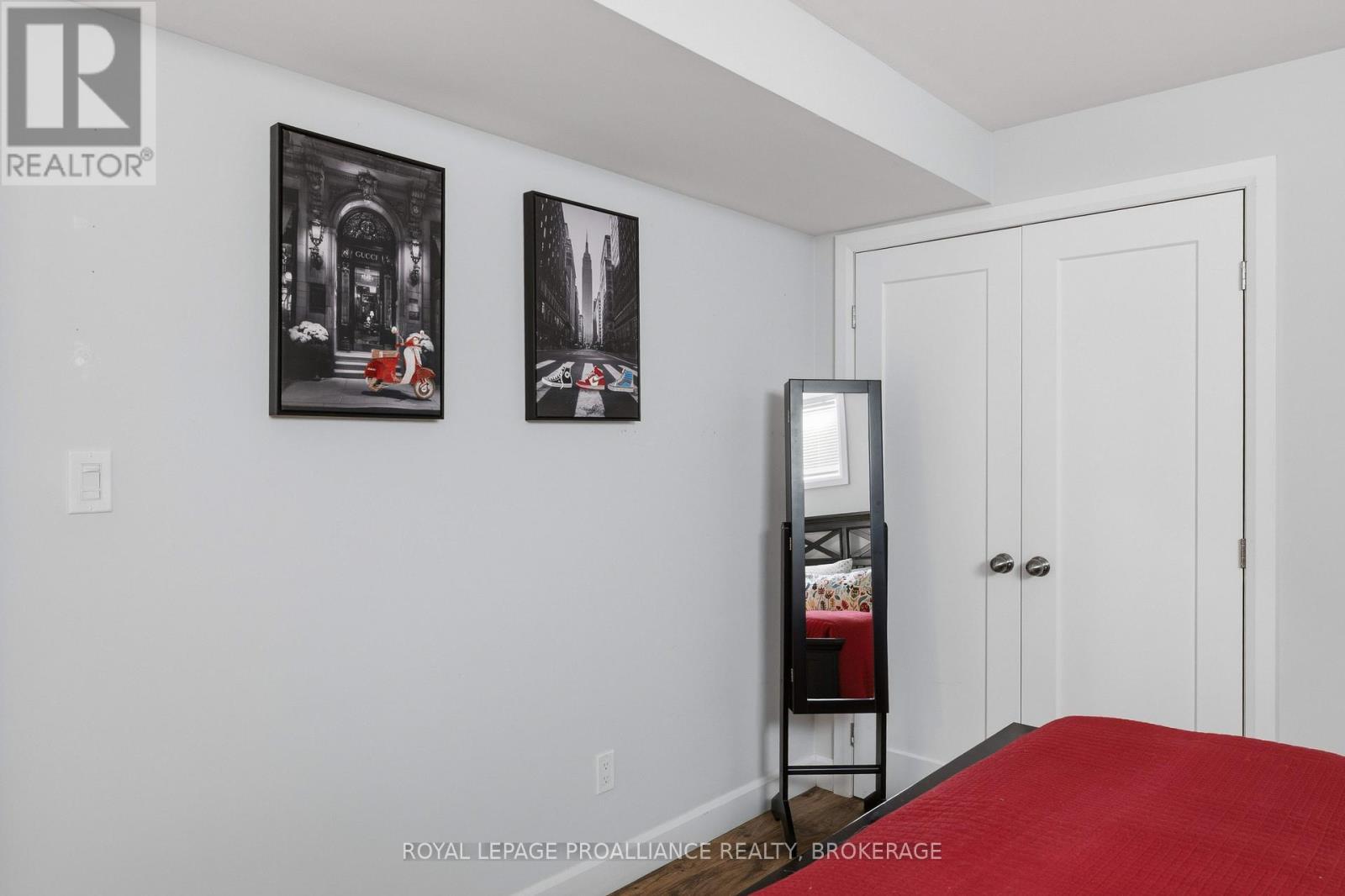 












1094 CROSSFIELD AVENUE

,
Kingston (City Northwest),




Ontario
K7P0G7

