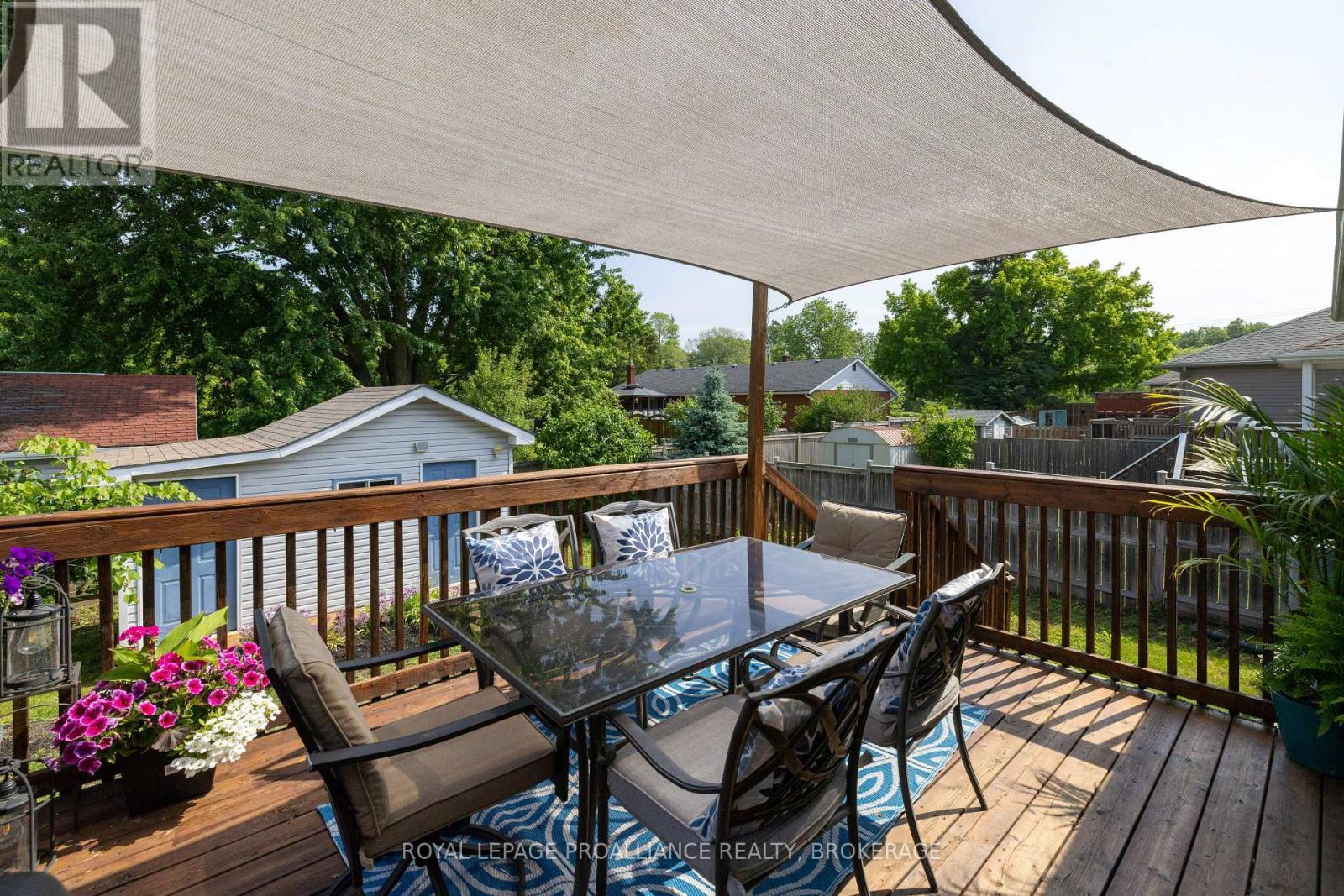 












1094 CROSSFIELD AVENUE

,
Kingston (City Northwest),




Ontario
K7P0G7

