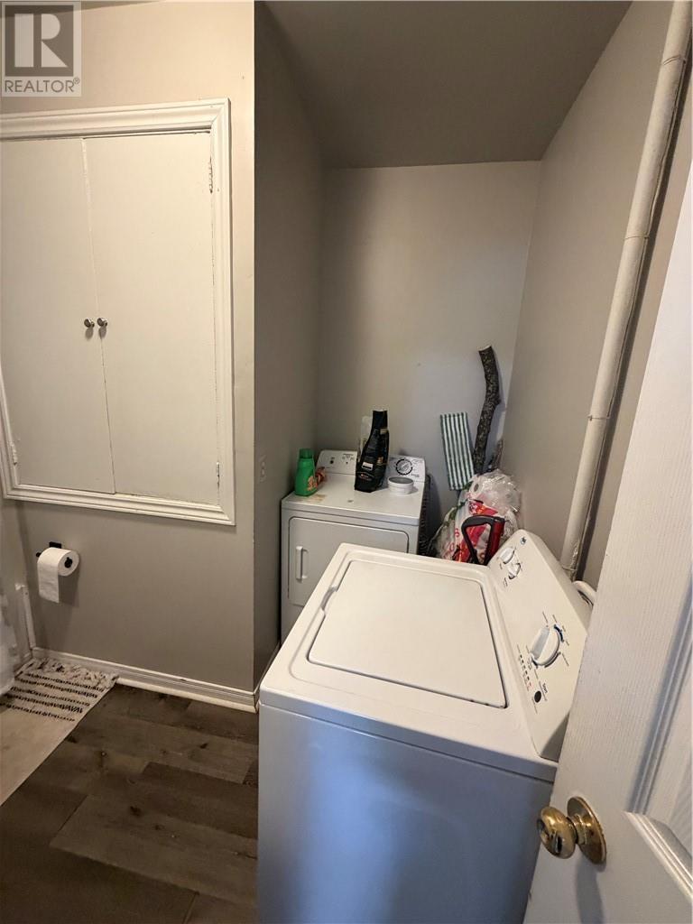 












3550 Errington Avenue

,
Chelmsford,




Ontario
P0M1L0

