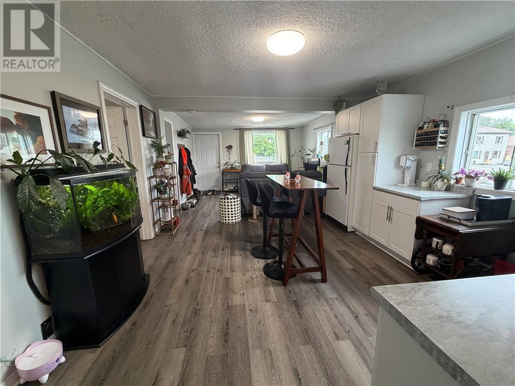 












3550 Errington Avenue

,
Chelmsford,




Ontario
P0M1L0

