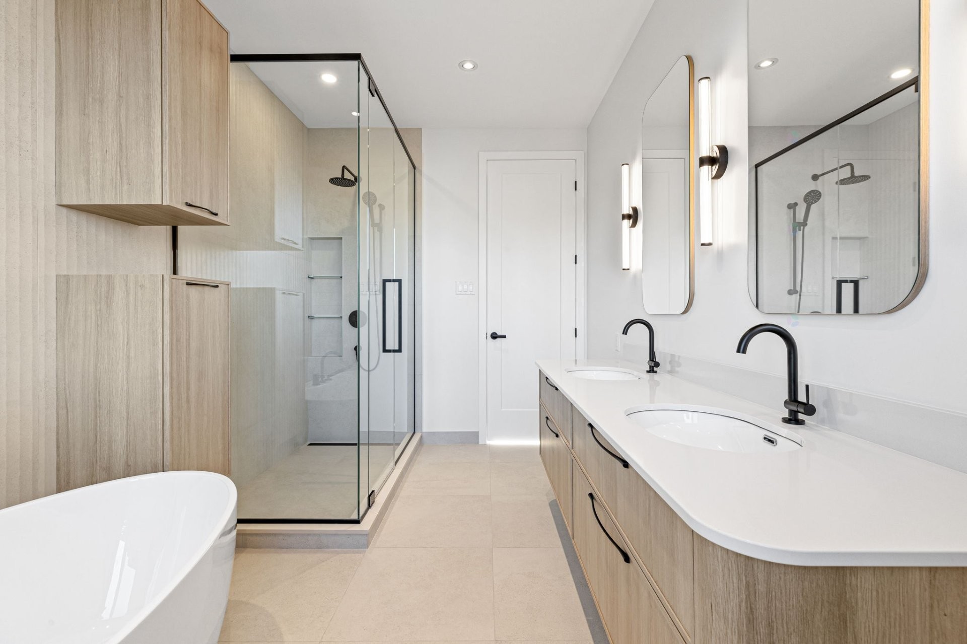 









1145


Rue Jean-Vallerand

,
Boucherville,




QC
J4B0H5

