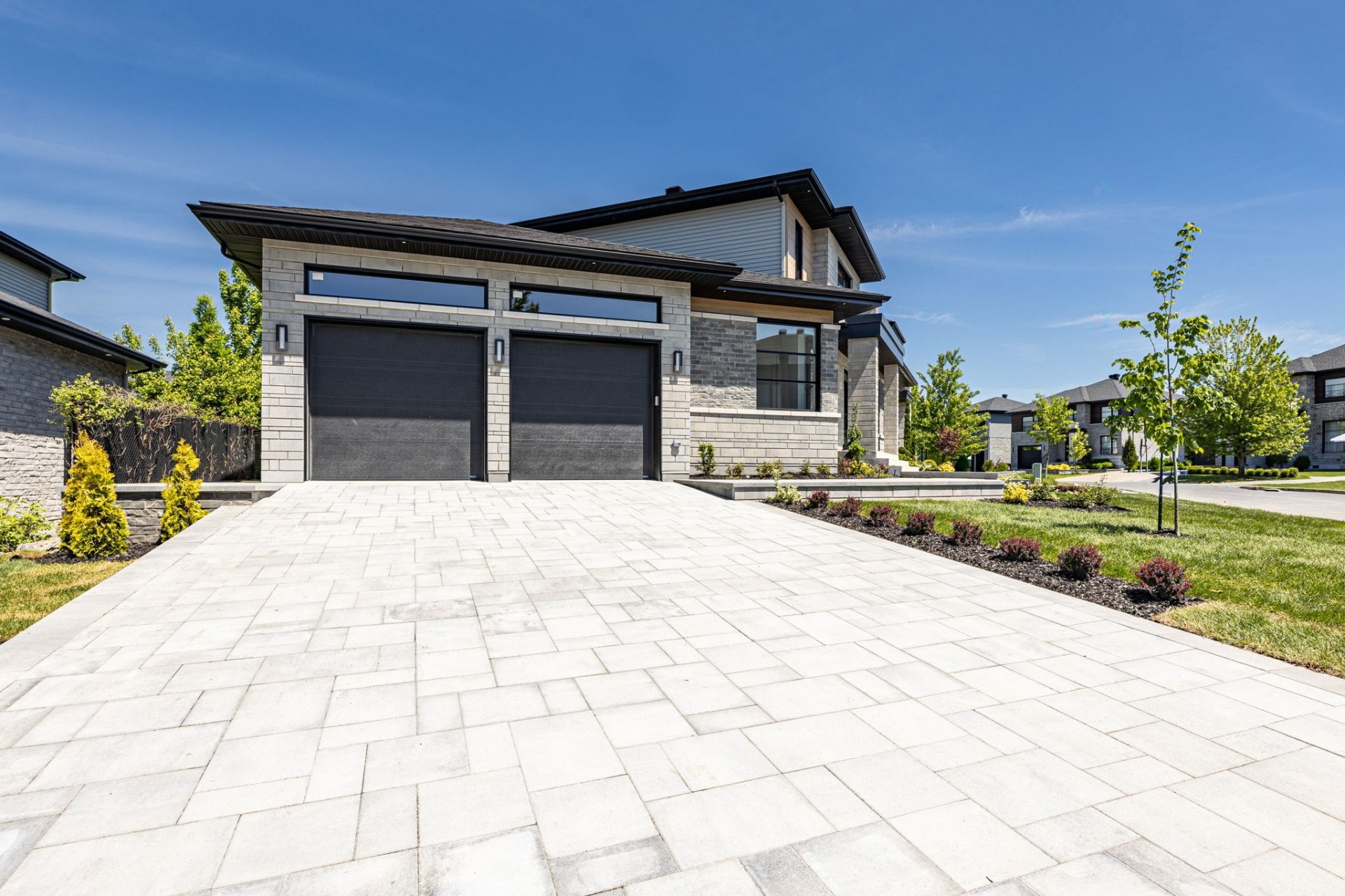 









1145


Rue Jean-Vallerand

,
Boucherville,




QC
J4B0H5

