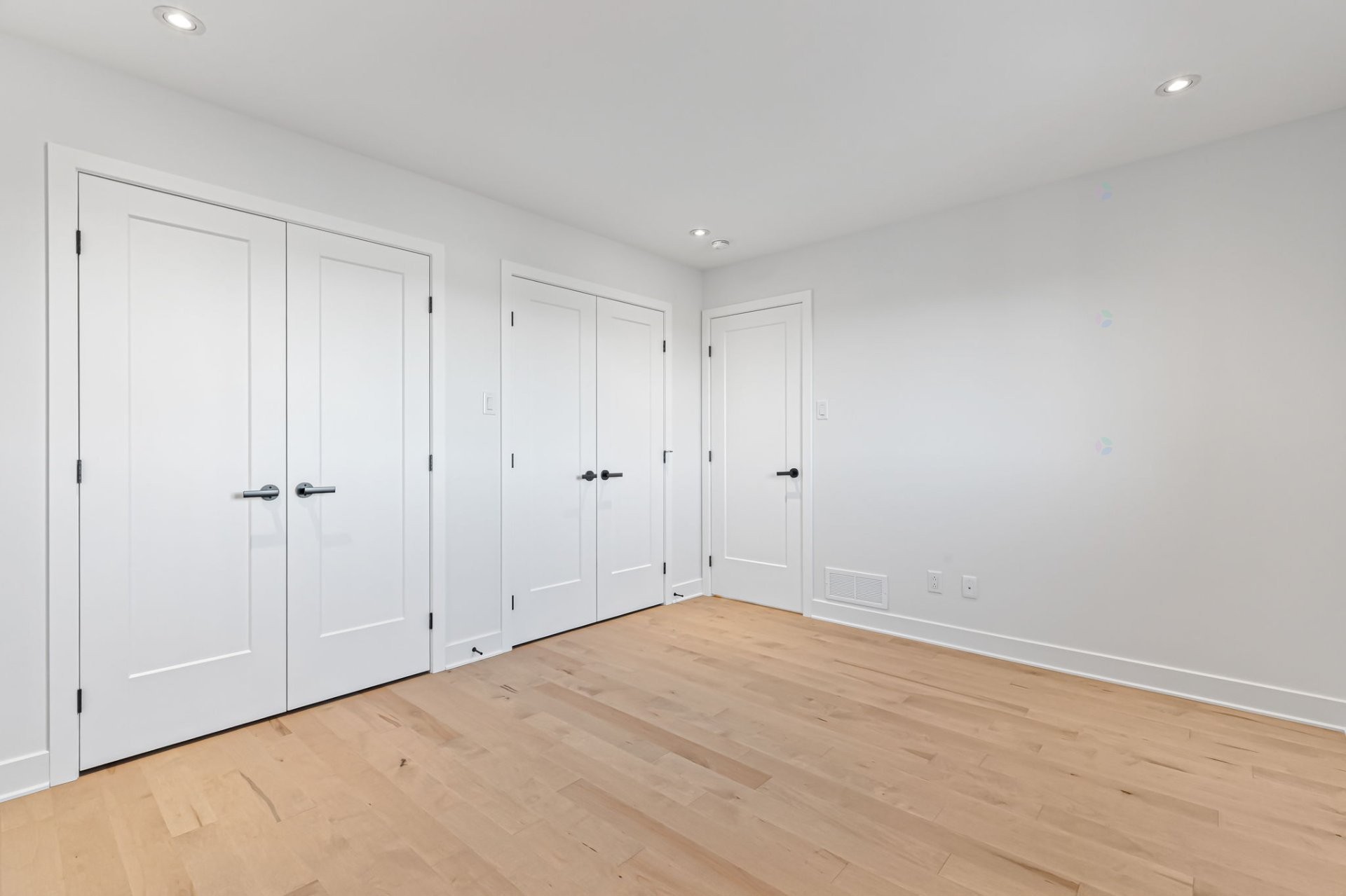 









1145


Rue Jean-Vallerand

,
Boucherville,




QC
J4B0H5


