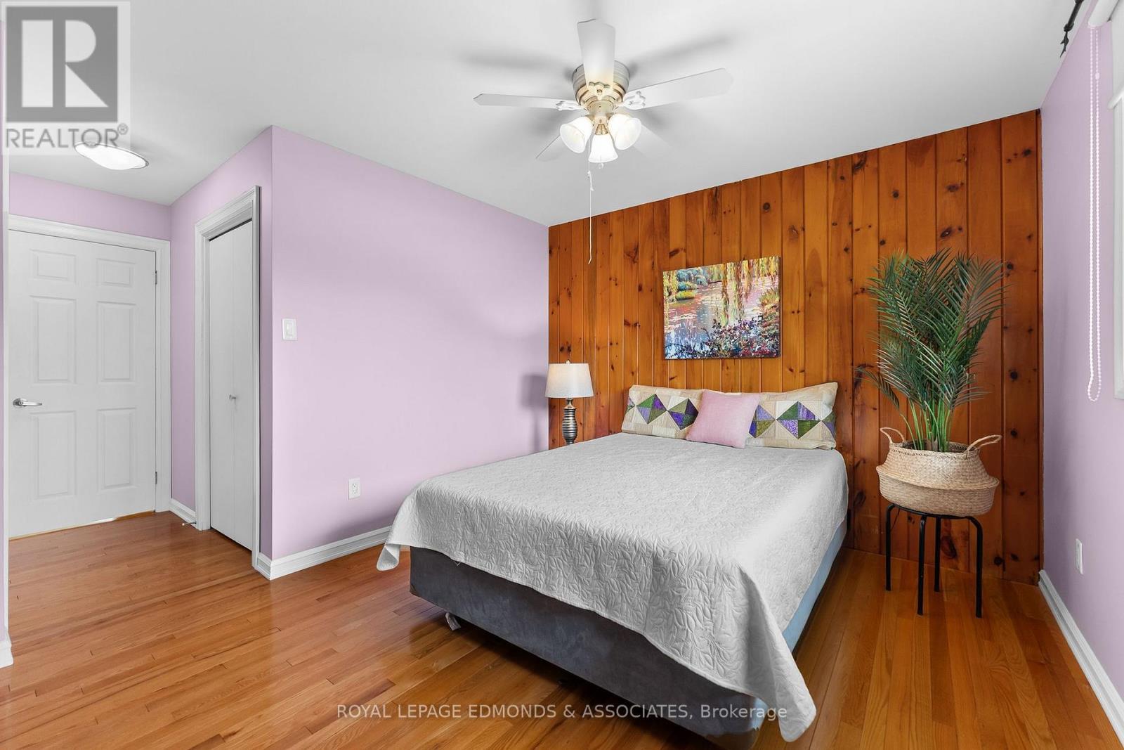 












13 LACROIX BAY ROAD

,
Whitewater Region,




Ontario
K0J2L0

