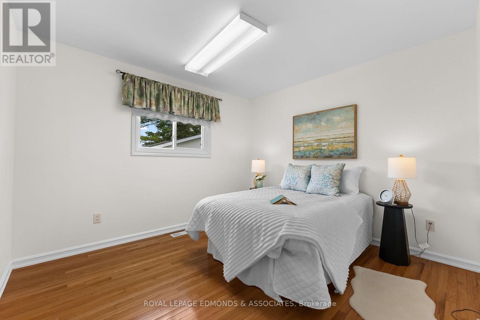 












13 LACROIX BAY ROAD

,
Whitewater Region,




Ontario
K0J2L0

