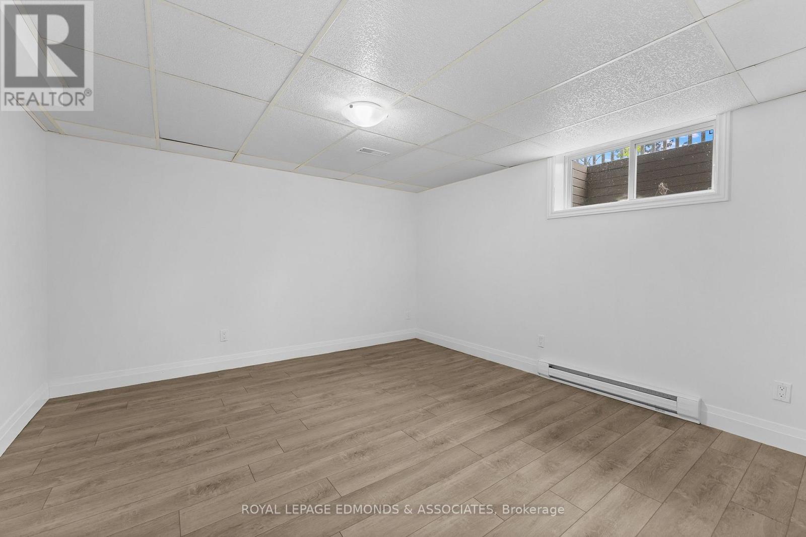 












13 LACROIX BAY ROAD

,
Whitewater Region,




Ontario
K0J2L0

