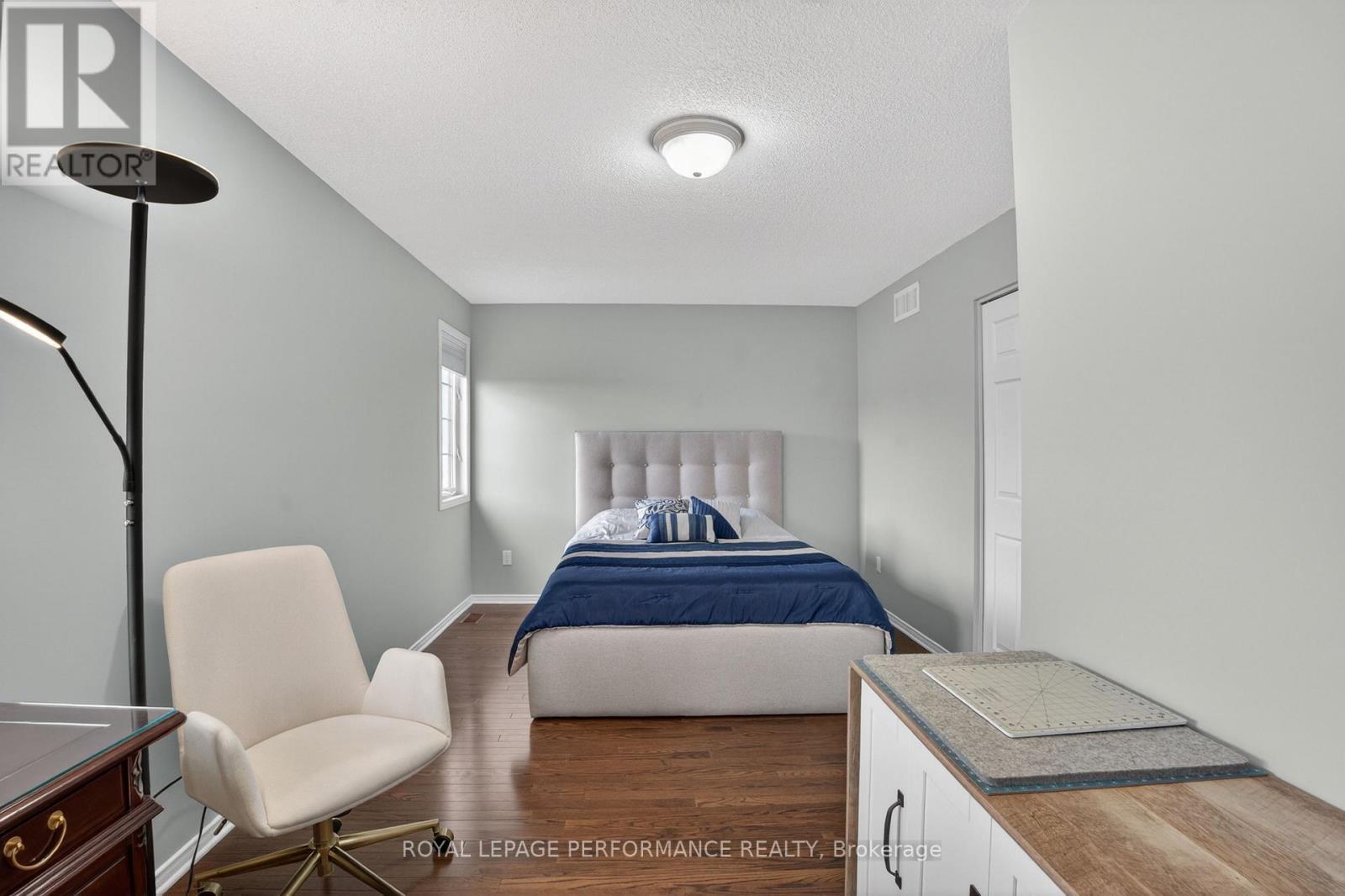 












112 JADE STREET

,
Clarence-Rockland,




Ontario
K4K0C8

