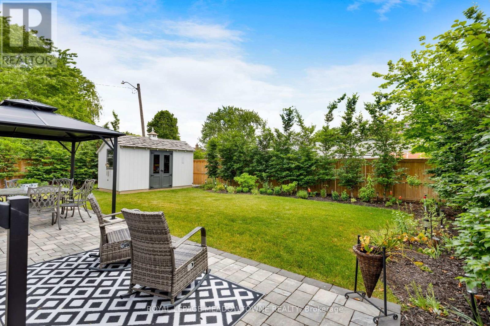 












396 BROADWAY AVENUE

,
Milton,




Ontario
L9T1T7

