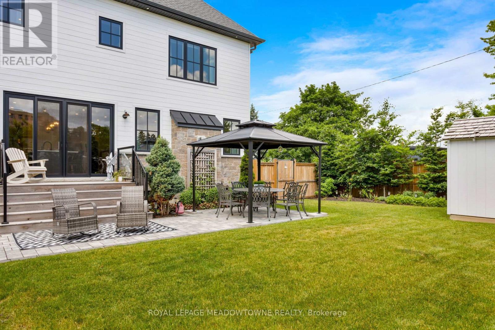 












396 BROADWAY AVENUE

,
Milton,




Ontario
L9T1T7

