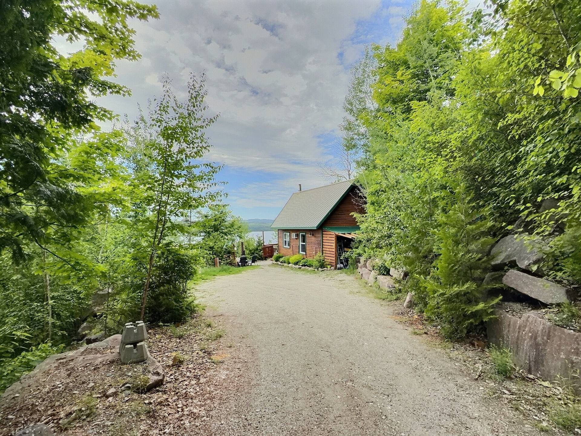 









211


Rue Dona

,
Duhamel-Ouest,




QC
J9V0A1

